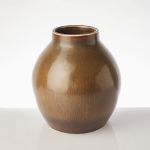 1002 Vase